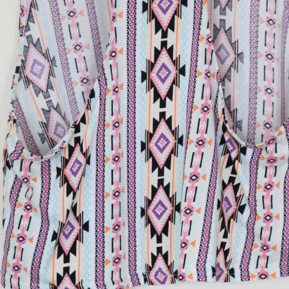 H&M Short Tribal, Aztec Shirt - Picture 5 of 7